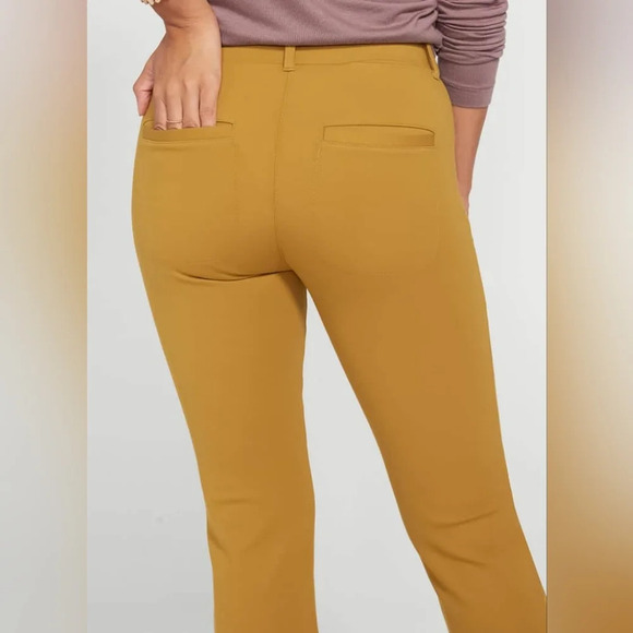 *NWT* Betabrand 7 Pocket Dress Pant Yoga Bootcut in Cedar Glow - Picture 2 of 7